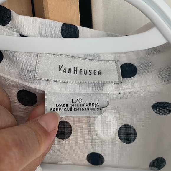 Van Heusen, Size Large, Polka dots 100% cotton shirt - Picture 4 of 13